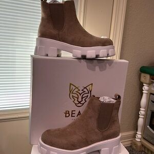 NWT Beast Fashion Lug Sole Slip On Ankle Booties. Size 6. Color taupe.